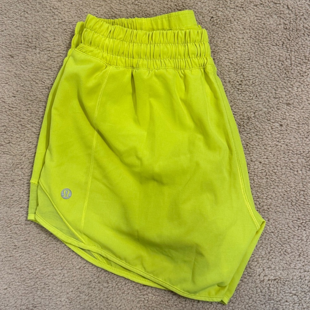 Lululemon Hotty-Hot shorts - Picture 2 of 7